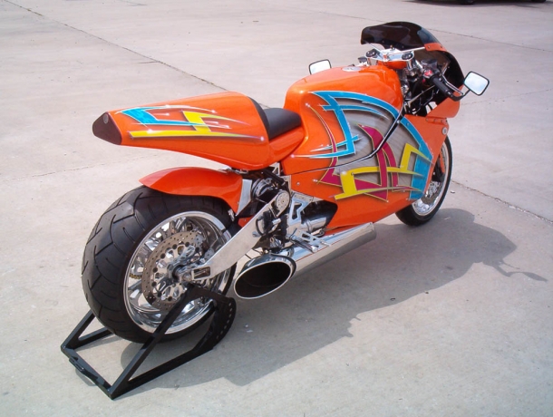 MTT Turbine Superbike Y2K - as motos mais rápidas do mundo